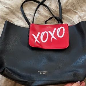 Victoria’s Secret shoulder bag with small cosmetic